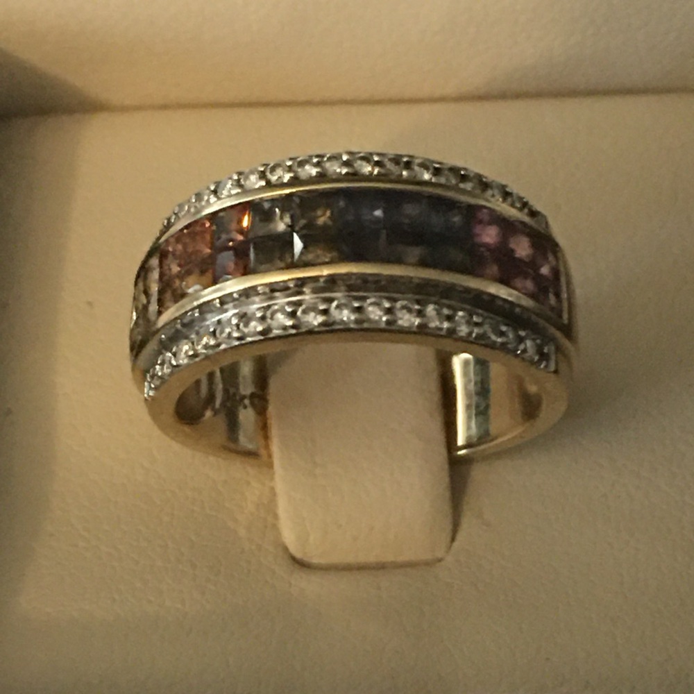 14k yellow gold sapphire and diamond ring